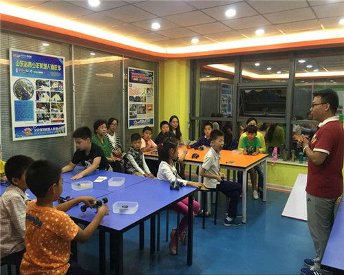 济南青少年机器人教育培训加盟